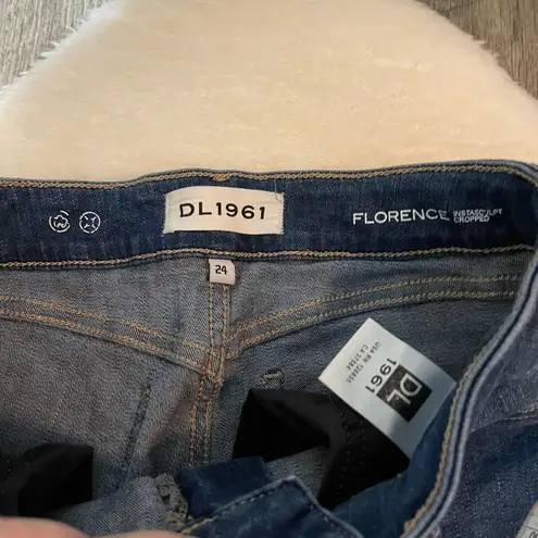 DL1961  Florence Instasculpt Cropped Jeans