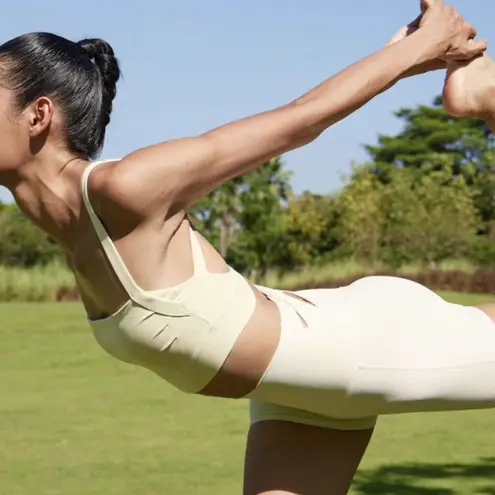 BERLOOK White High Waist Ribbed Yoga Shorts 4” 14 Size XS