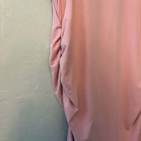 ⭐️Boutique pink short sleeve stretchy knee length maternity dress size medium