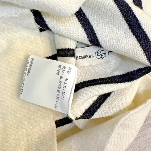 Eternal Fashion Women's Cropped Striped Vest Top Size L EUC White Size L