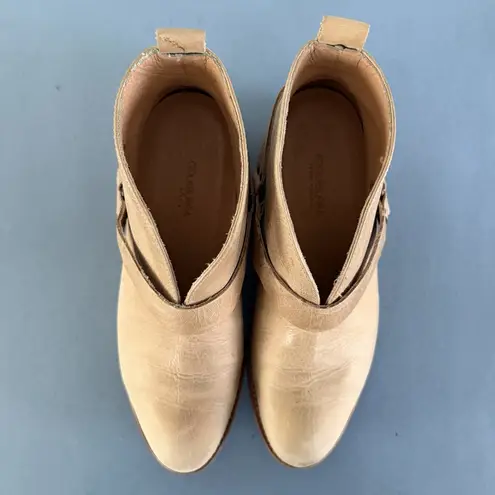 Koolaburra by UGG Santa Barbara Dame Leather Light Tan Harness Ankle Booties Size 6.5