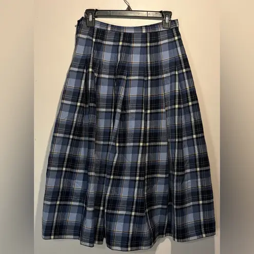 Pendleton - 100% Virgin Wool Shades of Blue Plaid Full Pleated Midi Skirt Size 10