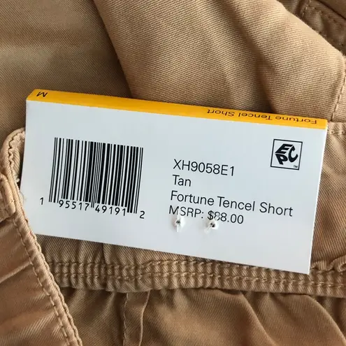 Social Standard nwt size medium Women's Mid Rise Fortune Tencel Short Tan