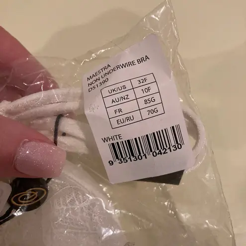 NWT Dita Von Teese Maestra White Lace Underwire Balconette Bra Size 36C