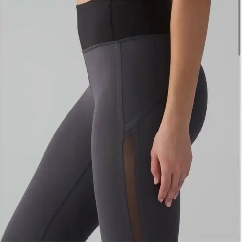 Lululemon  smooth stride tight leggings pants size 10 - Image 8