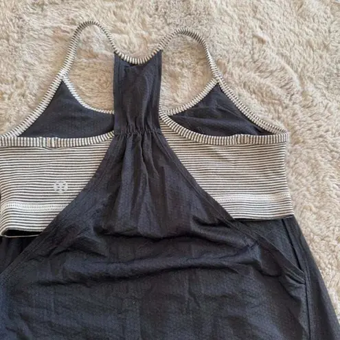 Lululemon Black Racerback Athletic Tank Top built in Bra Gym Outdoor Size S