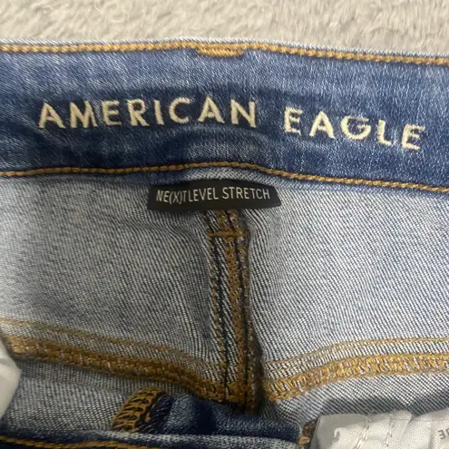 American Eagle Next Level High-Waisted Jegging Crop Size 6 Short Distressed