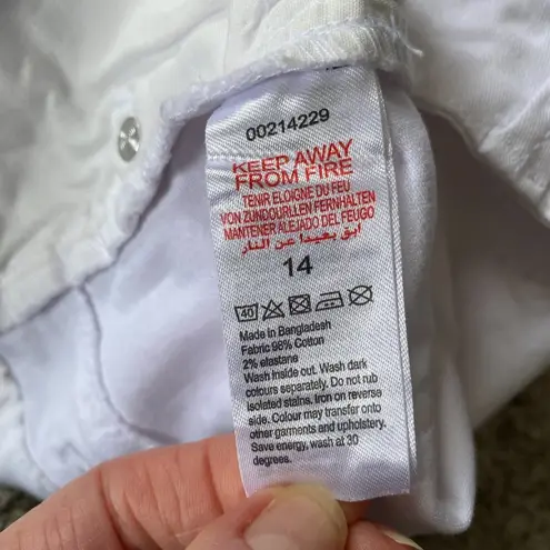 Evans Denim Love Crops woman's size 14 white five pocket denim cropped jeans