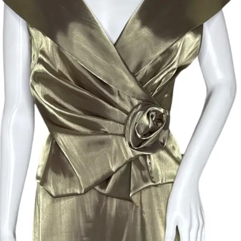 Cachet Dress Womens 4 Gold Satin Gown Rosette Evening Wear Formal Wedding Party