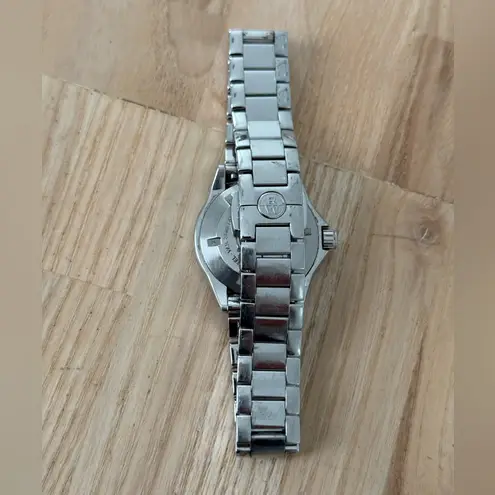 Raymond Weil Geneve Luxury Watch Mother of Pearl Dial Stainless Bracelet Silver