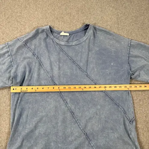 Fantastic Fawn Acid Wash Short Sleeve Tee Shirt Women Small Blue Stitched Detail