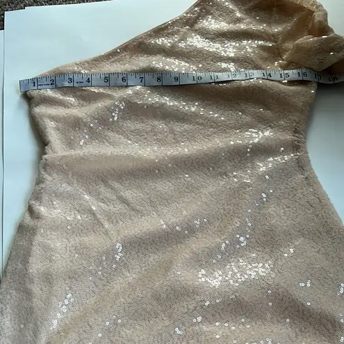 Lulus NWT Lulu’s Sequin Gown - Image 10