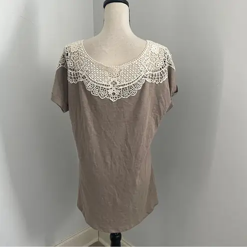 Hannah Crochet Collar Short Sleeve Shirt Medium Neutral Taupe Mandala Blouse M Tan