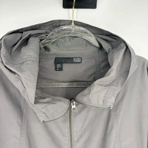 Eileen Fisher  Water Resistant Nylon Hooded Jacket Size‎ Medium Windbreaker Gray