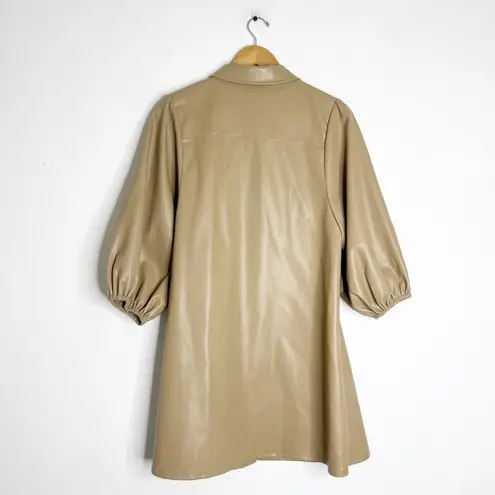 Dolce Cabo Faux Leather Button