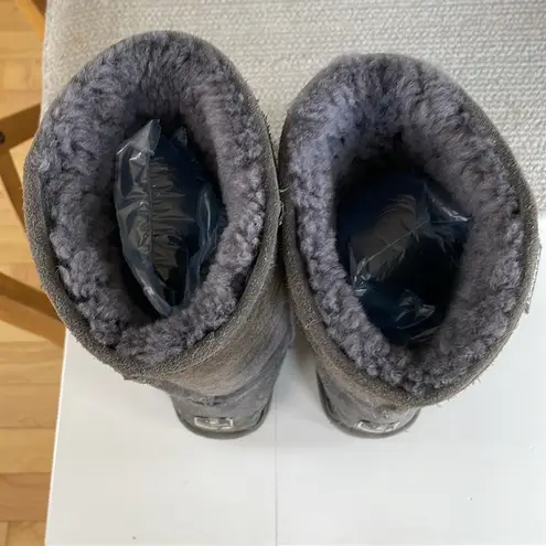 BEARPAW  Gray Suede Tall Boots with Shearling Fur Lining Size 9 - Image 5