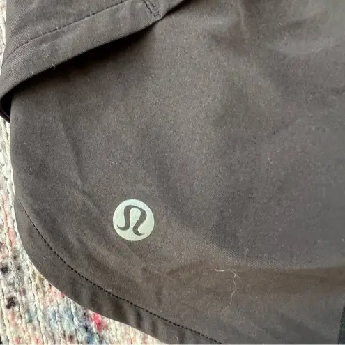 Lululemon  Speed Up Mid-Rise Short 4" in Black Like New Size 8