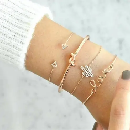 Boutique Gold Stacking Arrow Cactus Bracelet Set (4)