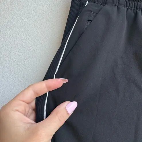 Athleta  Brooklyn Jogger Black Colorblock White Stripe Lightweight Pant Size 2 XS