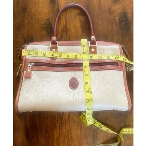 Liz Claiborne Vintage Genuine Leather Shoulder Bag Beige And Brown