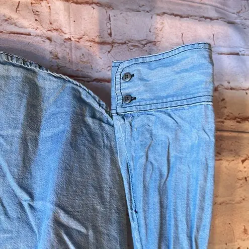 Caslon Shirt Womens Medium Blue Denim Jean Button Front Long Sleeve collared M