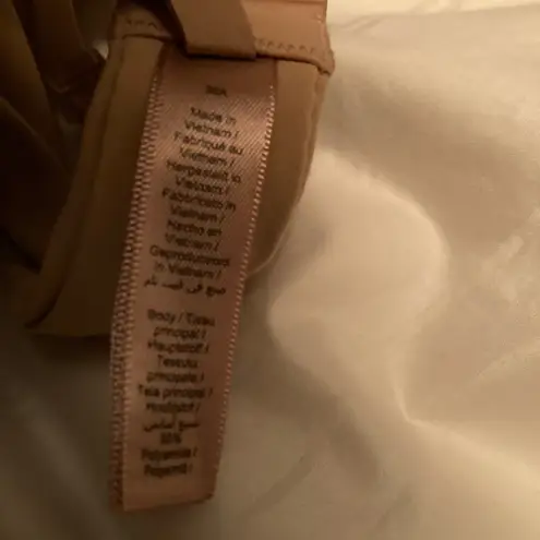 SKIMS Fits Everybody T-Shirt Bra 36A