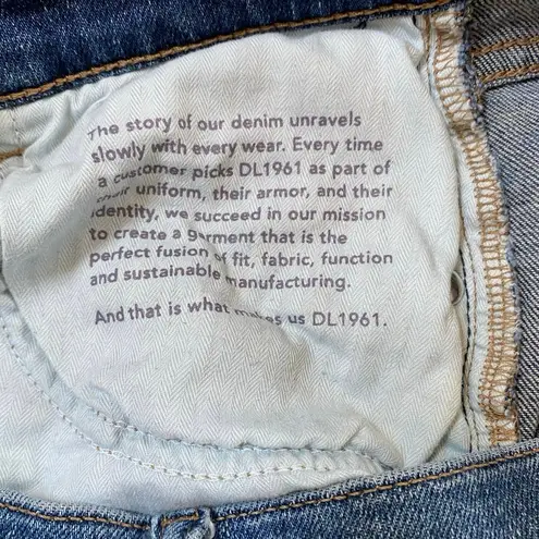 DL1961 Riley Boyfriend Straight Leg Raw Edge Hem - Waterfront Size 25