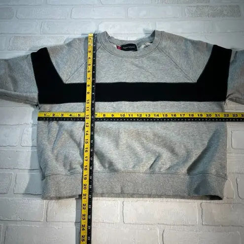 Misha Nonoo Memphis Sweatshirt Womens XXL Gray Black Combo Cropped Raglan Sleeve