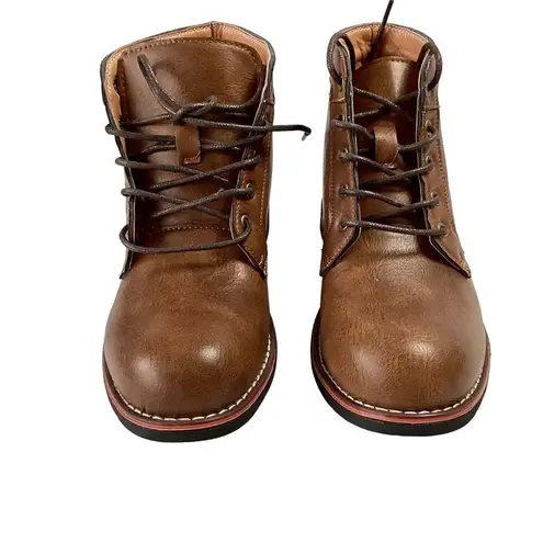 NWOT Retro Round Toe Ankle Boots Brown Size 8