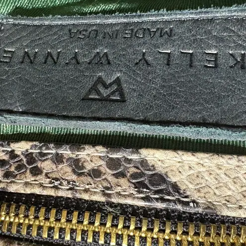 Kelly Wynne PAINT THE TOWN Essential Tote Python Snakeskin Rare