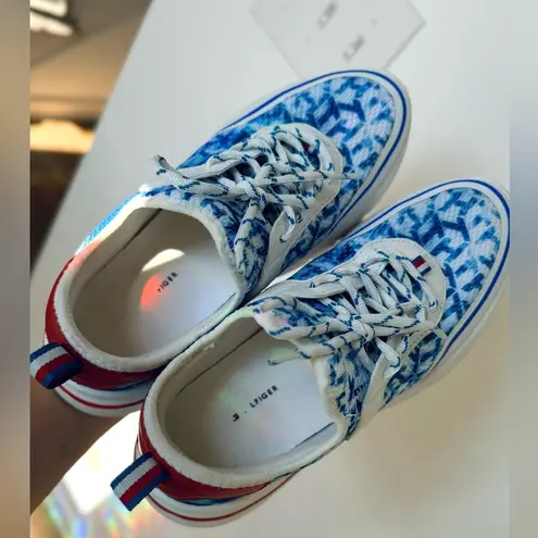 Tommy Hilfiger White and blue  sneakers