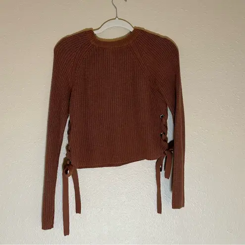 The Moon  & Madison brown cropped sweater