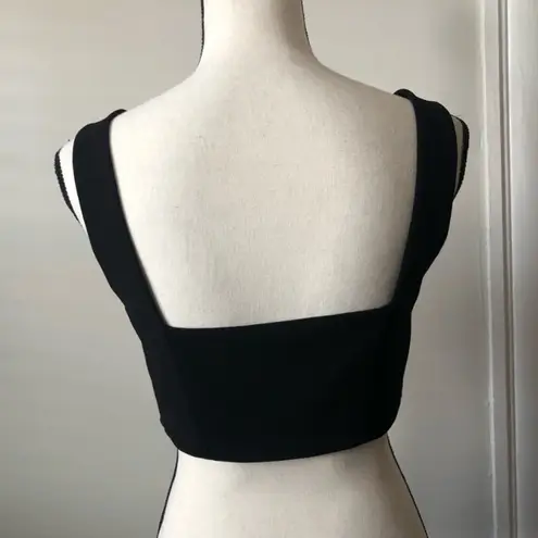 BCBGMAXAZRIA 
Chellsie Zip Front Crop Top