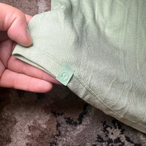 Lululemon  hold tight crewneck tank 6 thumbnail 4