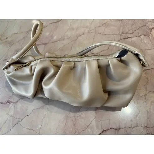 8 Other Reasons Puff Shoulder Bag in Khaki One Size New Womens Faux Leather