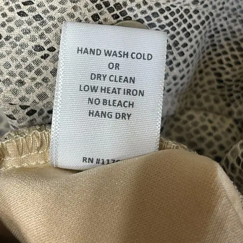 potter's pot Mini Skirt Snakeskin Print Faux Button Front Pull-on Size L Large