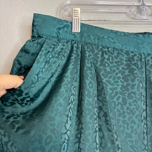 Skies Are Blue Wide Leg Pant Size 1X Pull On Satin Hunter Green Leopard NWT