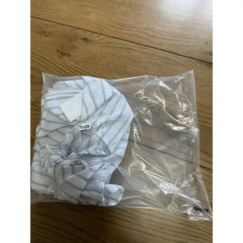 Sadie and Sage Button Tie Crop Top XL Cotton Bell Sleeve Embroidered Cotton NWT