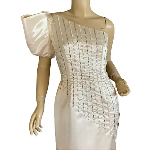 VINTAGE 1980'S HAND CRAFTED CREAM RHINESTONE SATIN SINGLE SHOULDER DRESS (S) White