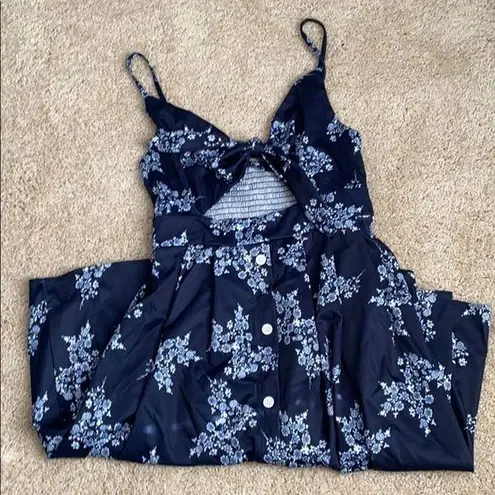 Brand new navy dress with cut out size L Blue Size L