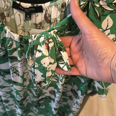 Liz McCoy stretchy blouse, size 1x Green