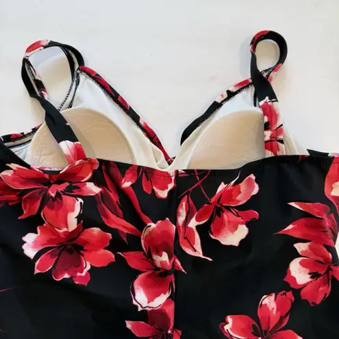 MiracleSuit Red Floral Ruched Soft Cup One Piece Swimsuit Size 10 Slimming