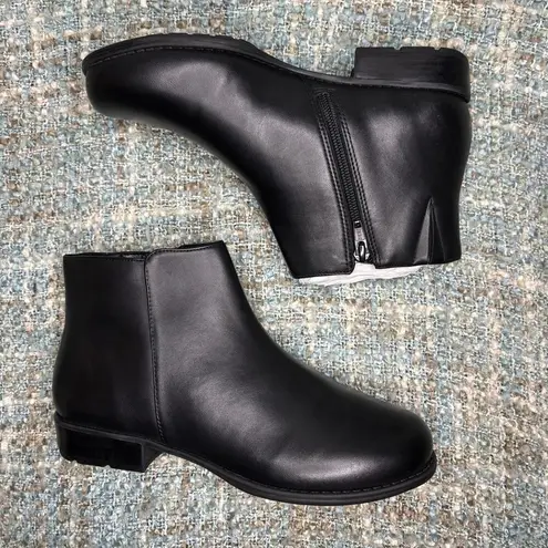 Walking Cradles Lewis Nappa Leather Boots in Black Size 6