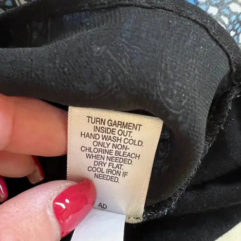 Dana Buchman Blue Paisley Tiered Tank Top Womens Size M Polyester Viscose Blend