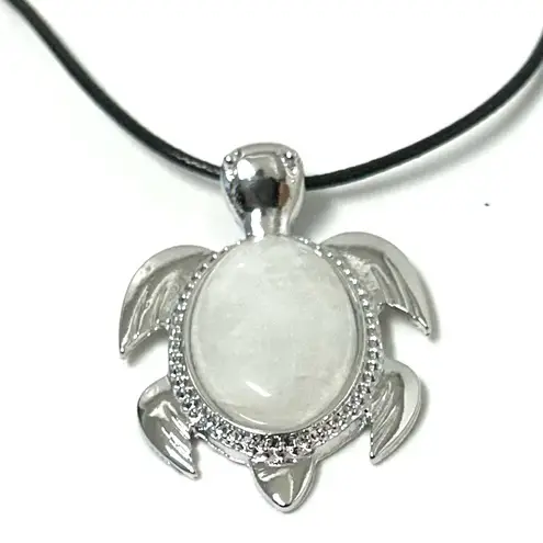 White Jade Natural Gemstone Turtle Pendant Necklace Healing Gemstone Silver