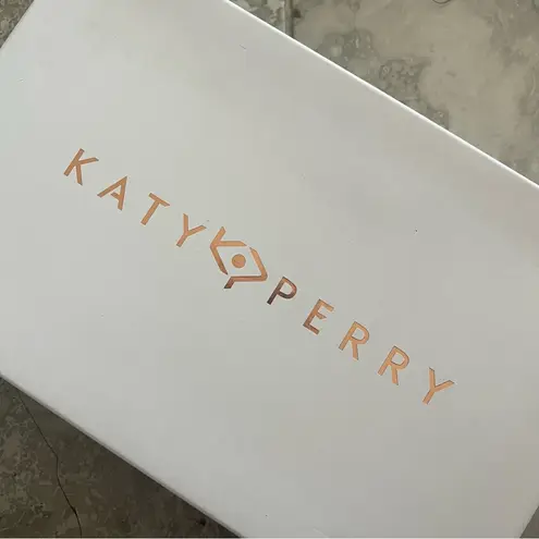 Katy Perry The Geli Combat Mary Jane, Lavender Size US 7.5/ EU 37.5 New in Box