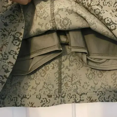 Eddie Bauer  Women’s Active Hiking Skort Olive‎ Green Size 10