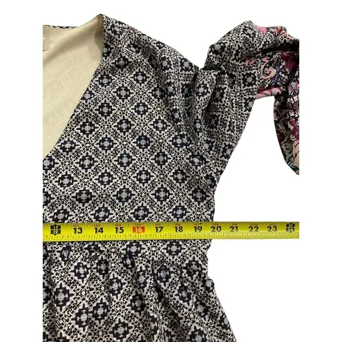 Altar'd State  Women Size Large Long Sleeve Dress Floral (21-332)