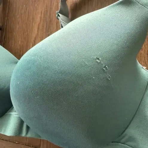 Cacique  Lane Bryant wire free bra size 40DD