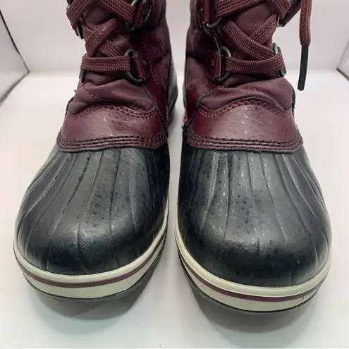 Sorel   Tofino II Boot women’s winter boots size US 6 purple black